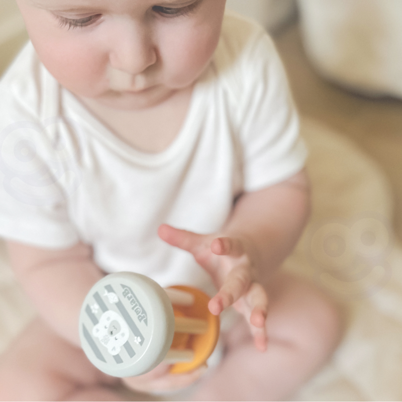 viga-polarb-drewniana-grzechotka-ze-zwierzatkiem.jpg-2